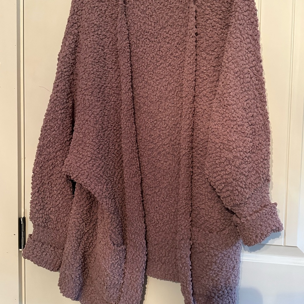 Cozy Company Women's Cardigan in Lavender
